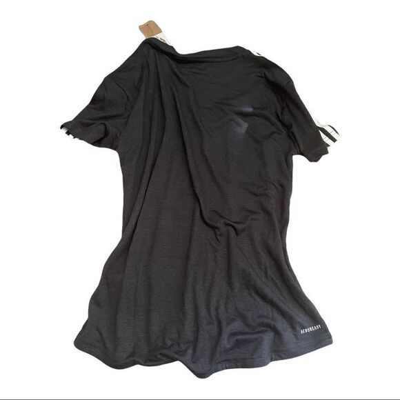 Own The Run XS Black V Neck NWT ADIDAS TEE Shirt - Picture 3 of 4